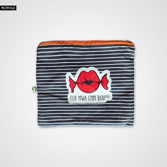 Pouch | Fer mwa enn doux